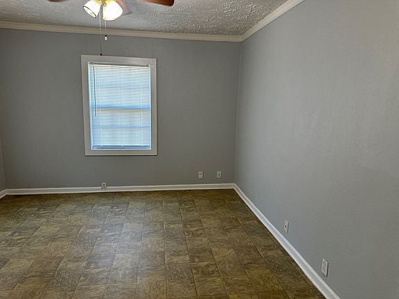 5th image of 110 Bates St