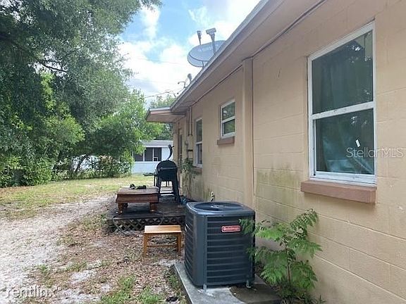 5th image of 1234R Parker Ave