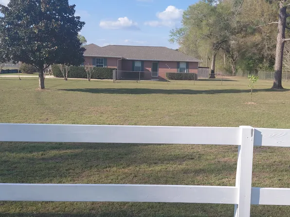 6630 Suwanee Rd, Pensacola, FL 32526