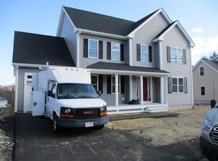 261 Hilldale Ave, Haverhill, MA 01832