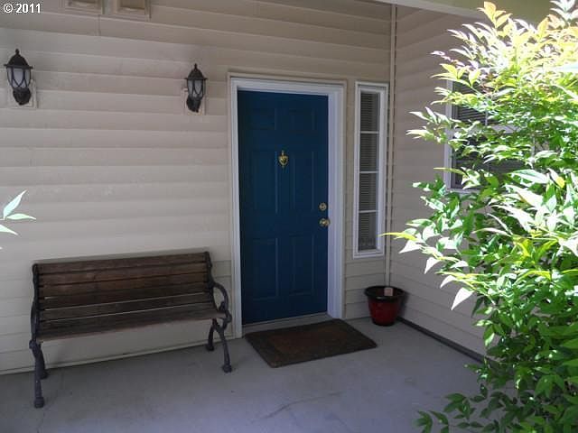 1st image of 4701 NE 77th Ave APT 39