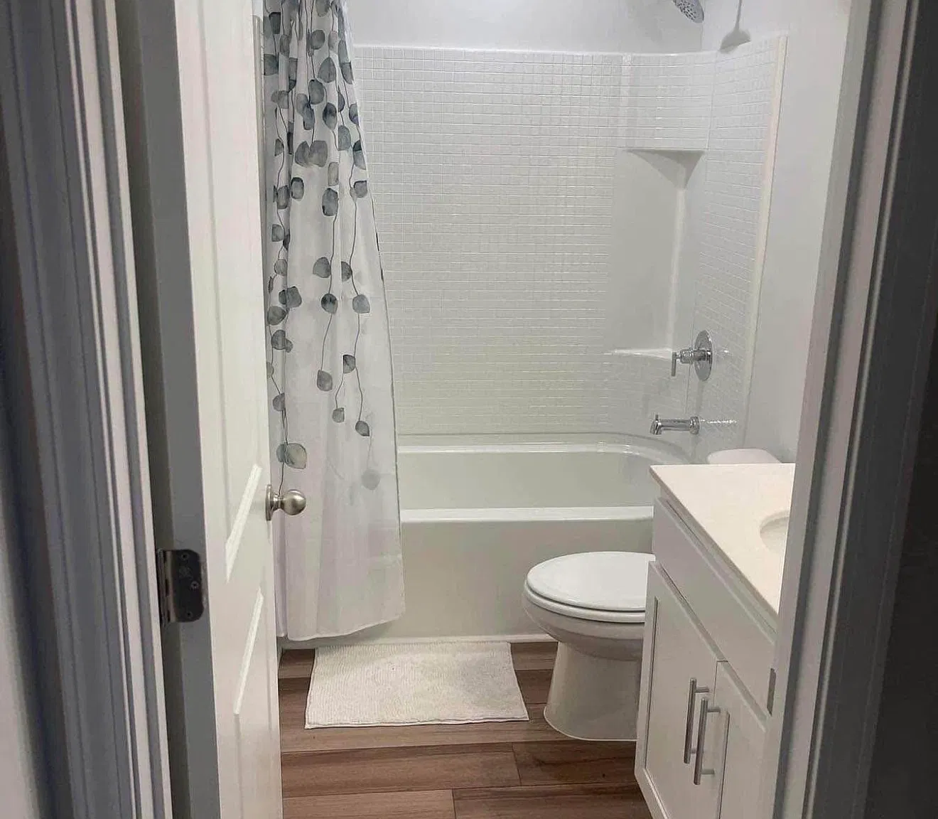 216 Winding River Dr — Photo 2