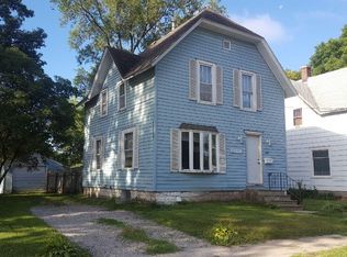 705 9th St NW, Mason City, IA 50401