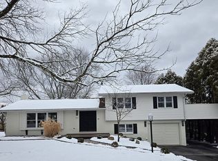 11 Hillcrest Dr, Elysburg, PA 17824