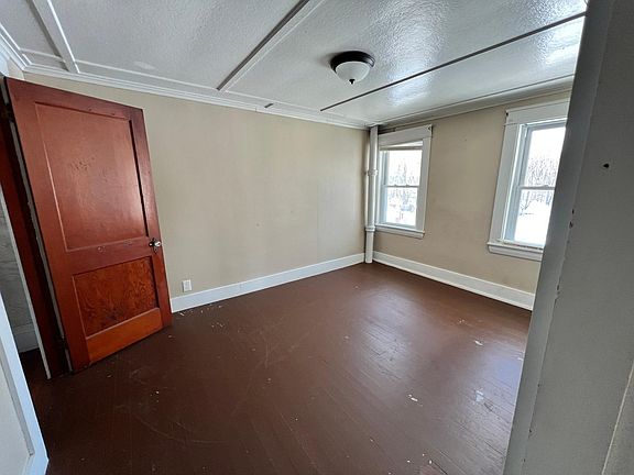 Large bedroom