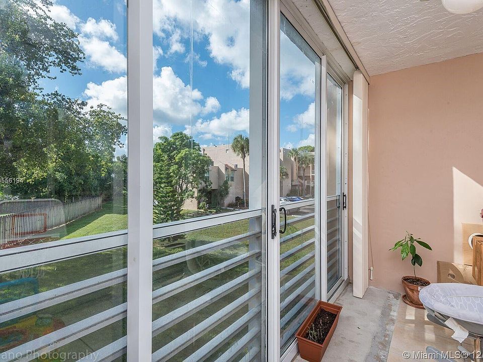 1st image of 9460 Live Oak Pl APT 205