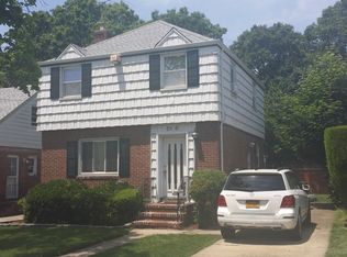 21115 Richland Ave, Hollis Hills, NY 11364