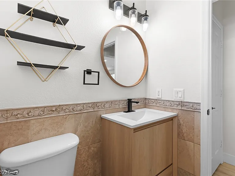 11223 Tribiani Ave — Photo 22