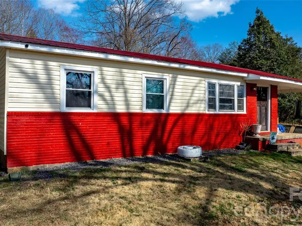 1574 Fred Watson Pl, Lenoir, NC 28645