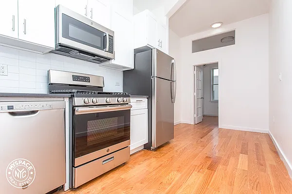 Rented by MySpaceNYC | media 12