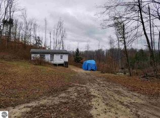 11150 S Cate Rd, Cedar, MI 49621