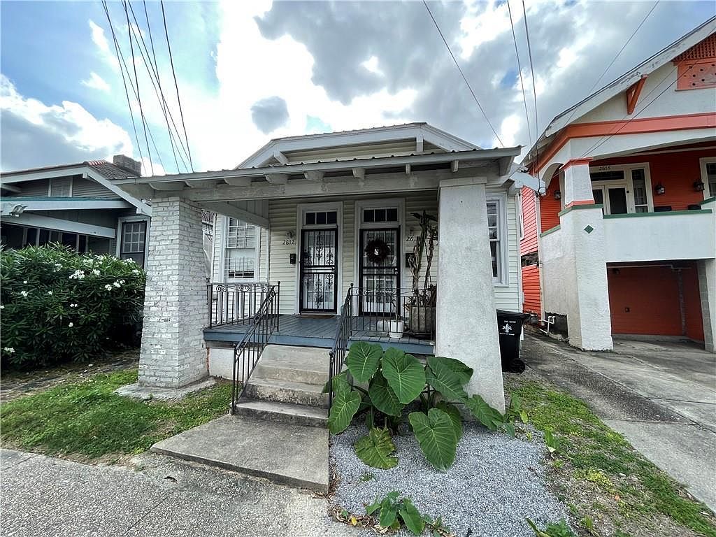 2614 Upperline St, New Orleans, LA 70115 Zillow