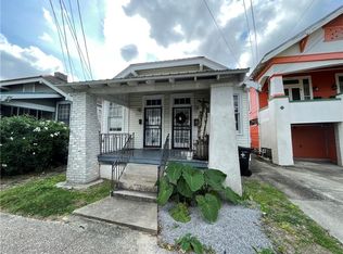 2614 Upperline St, New Orleans, LA 70115