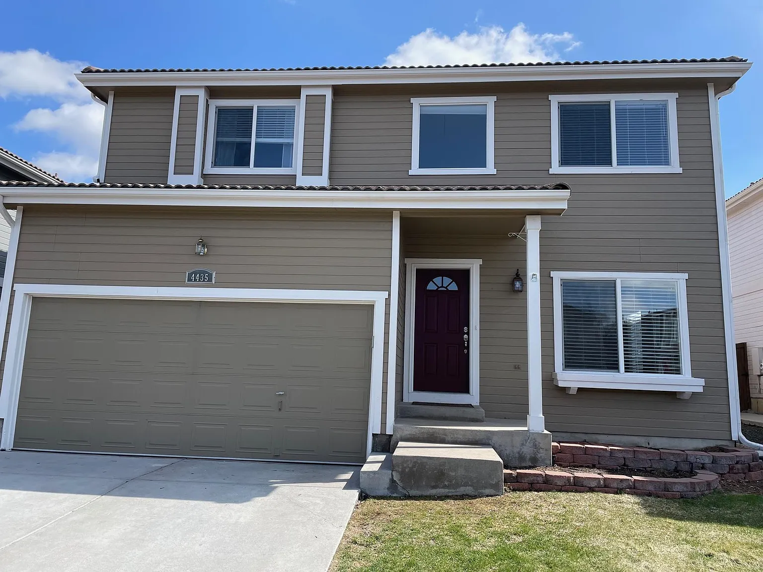 3 bed, 2079 sqft, $3,195 — Photo 1