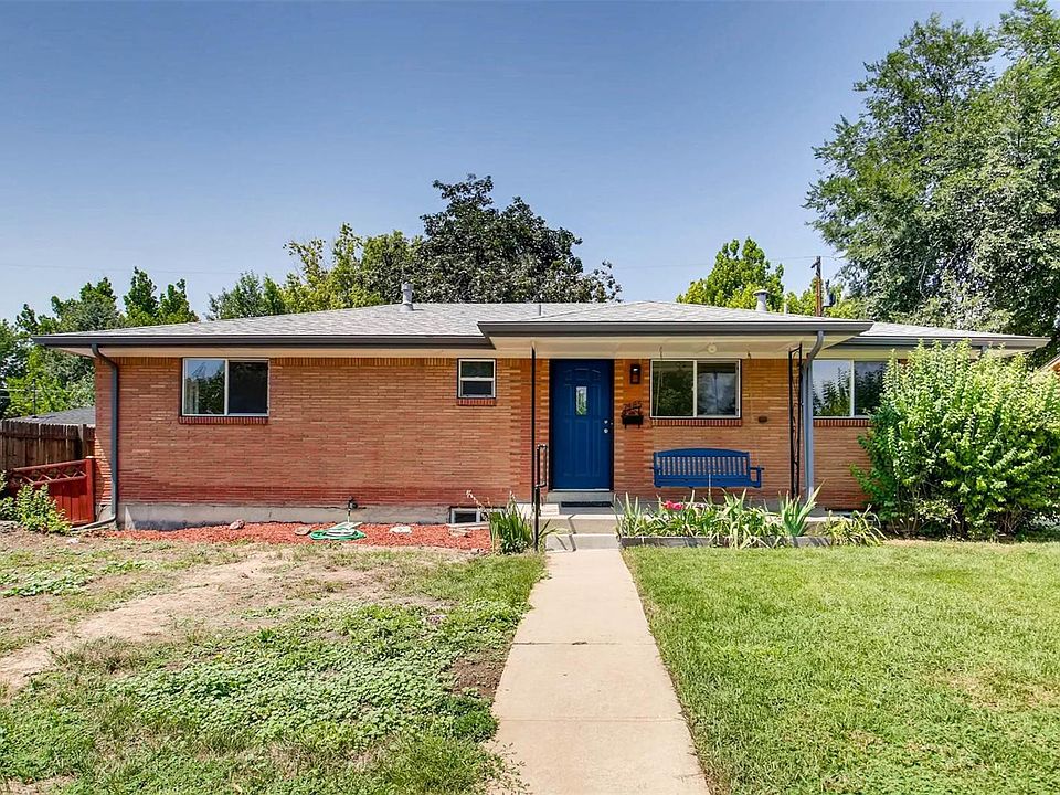 2nd image of 7485 Clay St