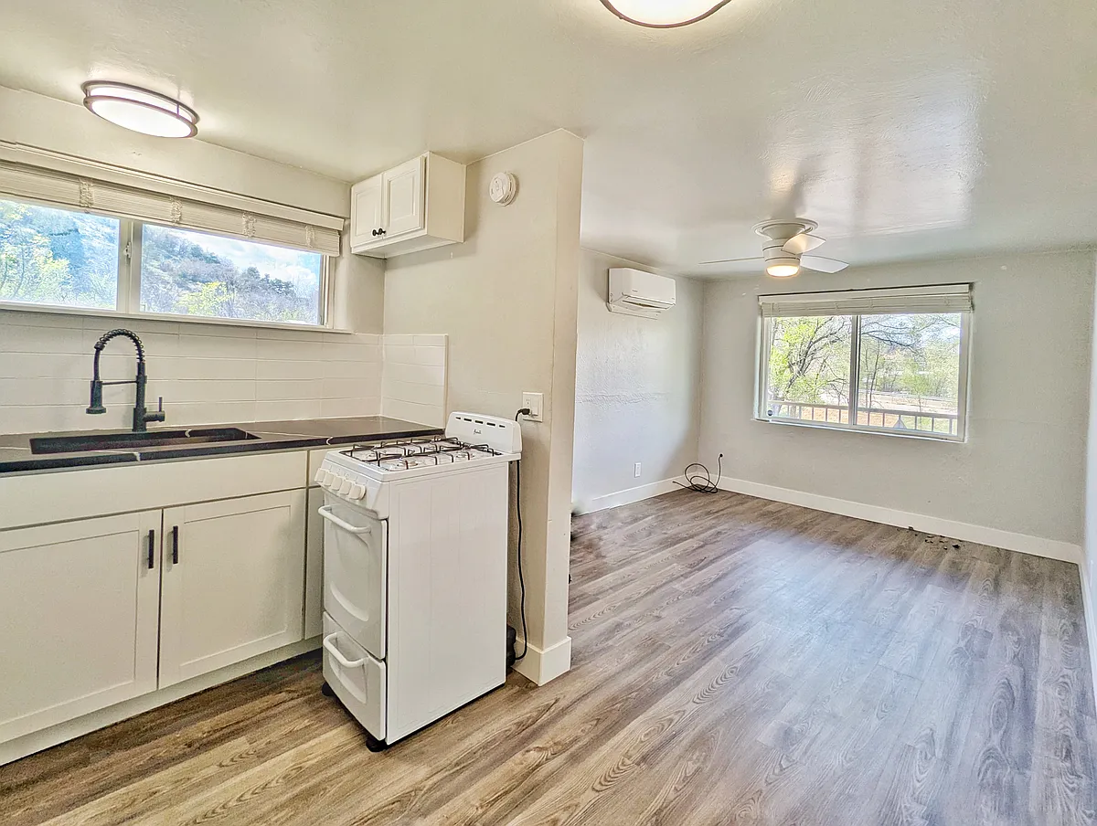 Building Photo - 3737 Red Canon Ave #8