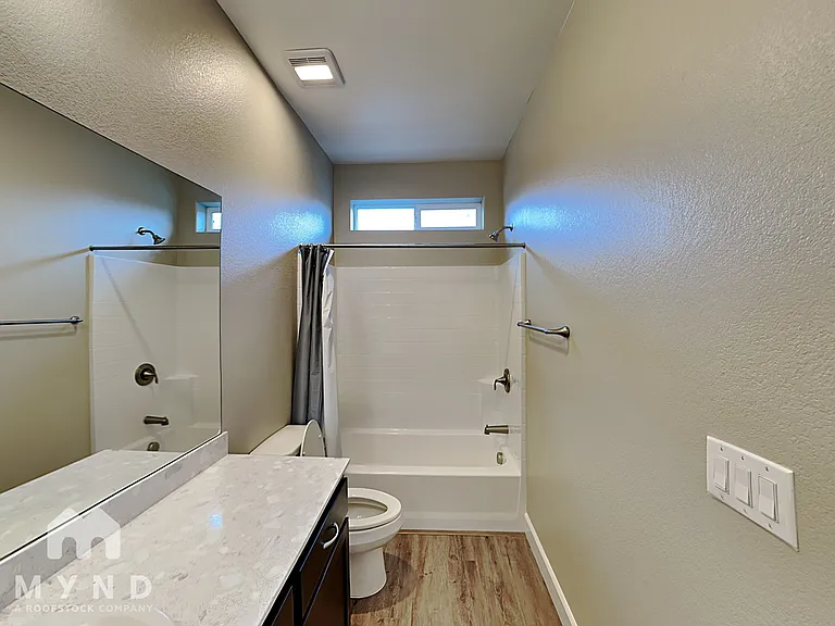 1805 Dark Horse Rd #A — Photo 22