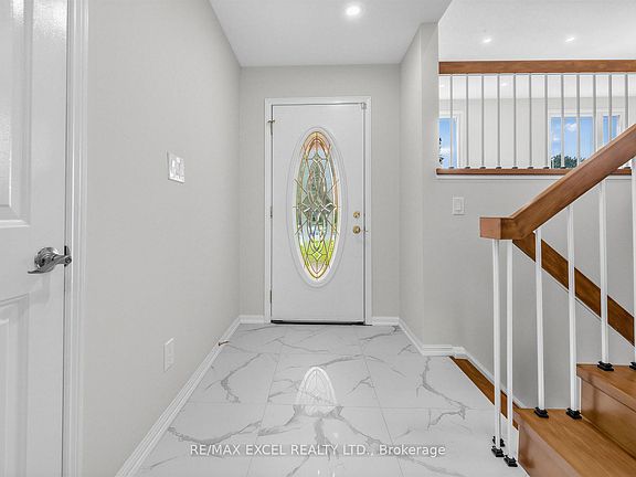 3rd image of 25 Grand Pl
