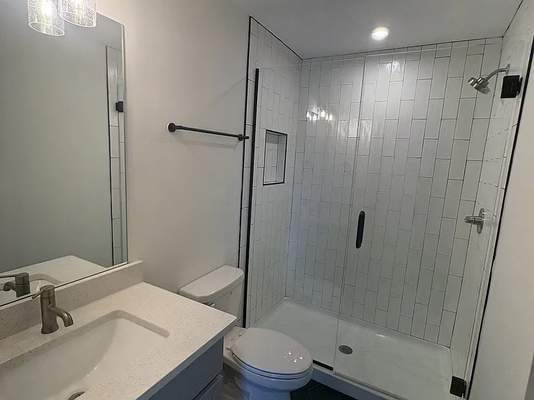 620 Wallace Ct — Photo 16