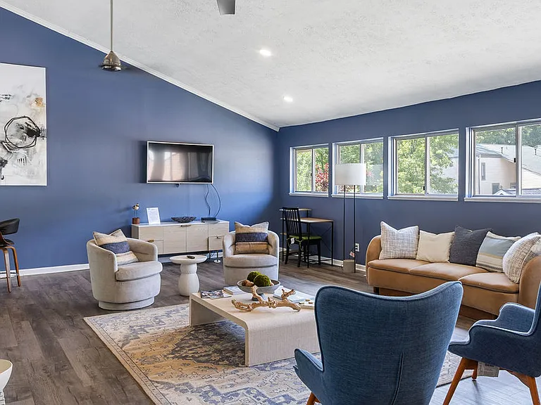 Foote Hills Apartments - Grand Rapids, MI — Photo 15