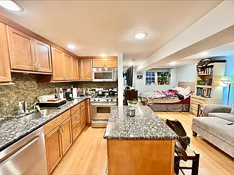 42-07 25th Avenue, #1