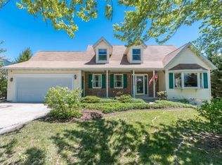 60 Gardenia Dr, Hanover, PA 17331