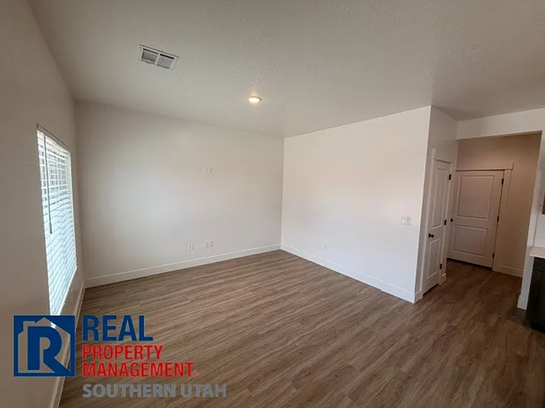 5659 S Duel Ln — Photo 2