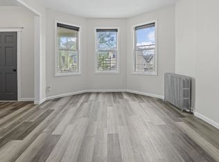 89 Wegman Pkwy #2, Jersey City, NJ 07305