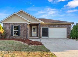 105 Belhaven Dr, Dothan, AL 36303