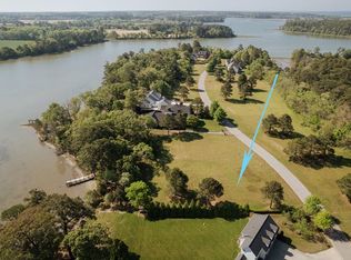 107 Creekside Ln, Cape Charles, VA 23310