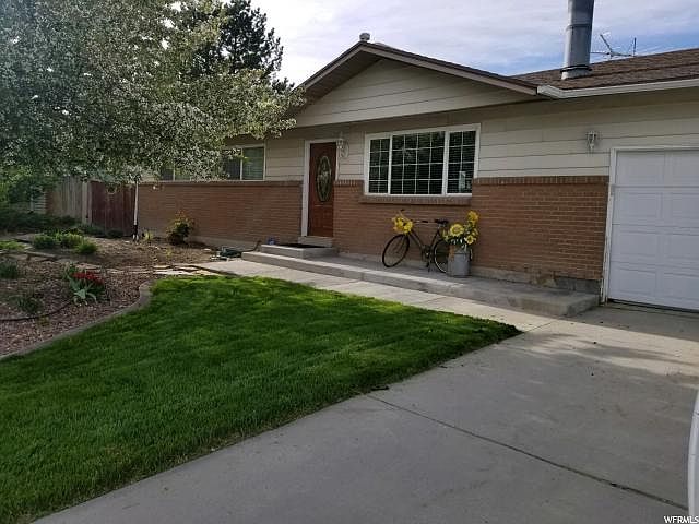 1st image of 2748 W Dimond Dr