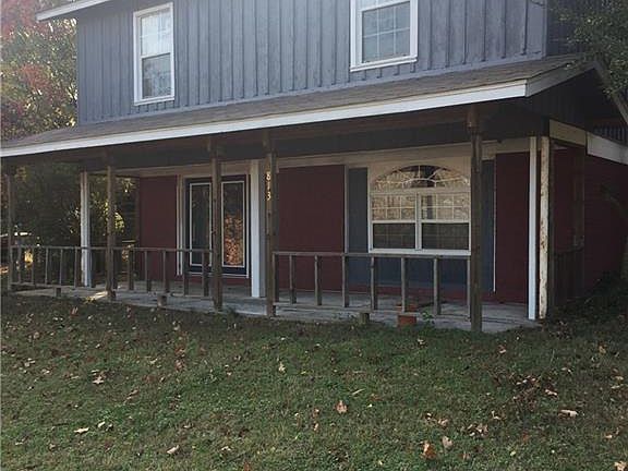 3rd image of 813 N 8th St