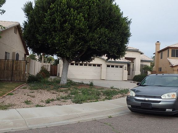 3rd image of 310 W Muriel Dr