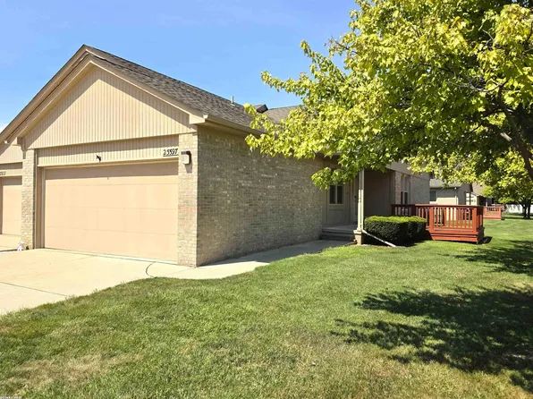 23597 Suttons Bay Dr, Clinton Township, MI 48036