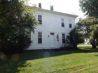 401 Mill St, Chambersburg, IL 62323