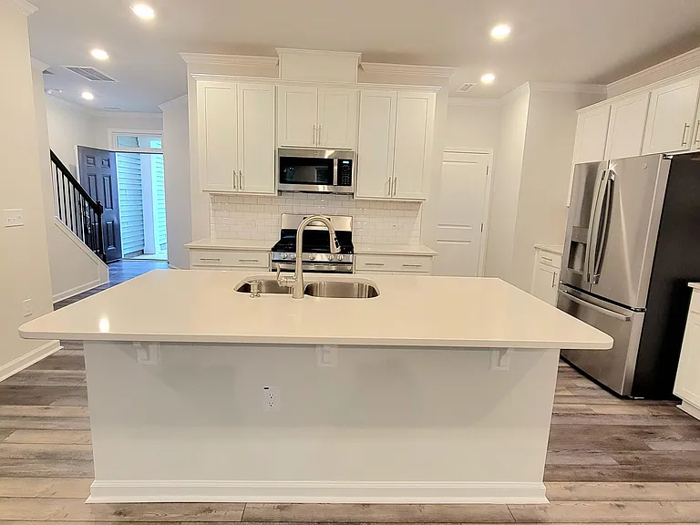 175 Tumbling Rock Way — Photo 10