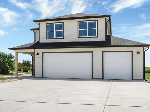 2505 Karen Ln, Junction City, KS 66441