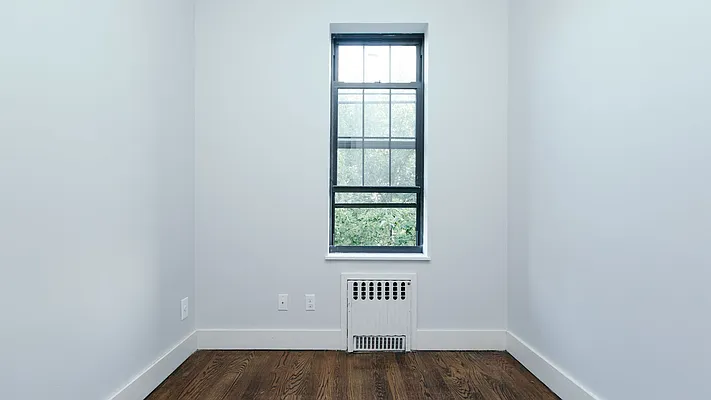 Rented by Nooklyn NYC LLC | media 21