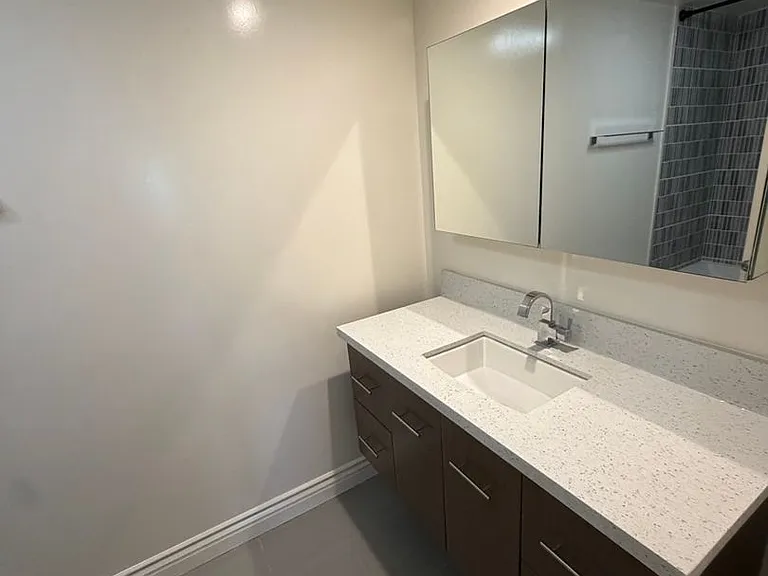 927 Redlen Ave — Photo 50