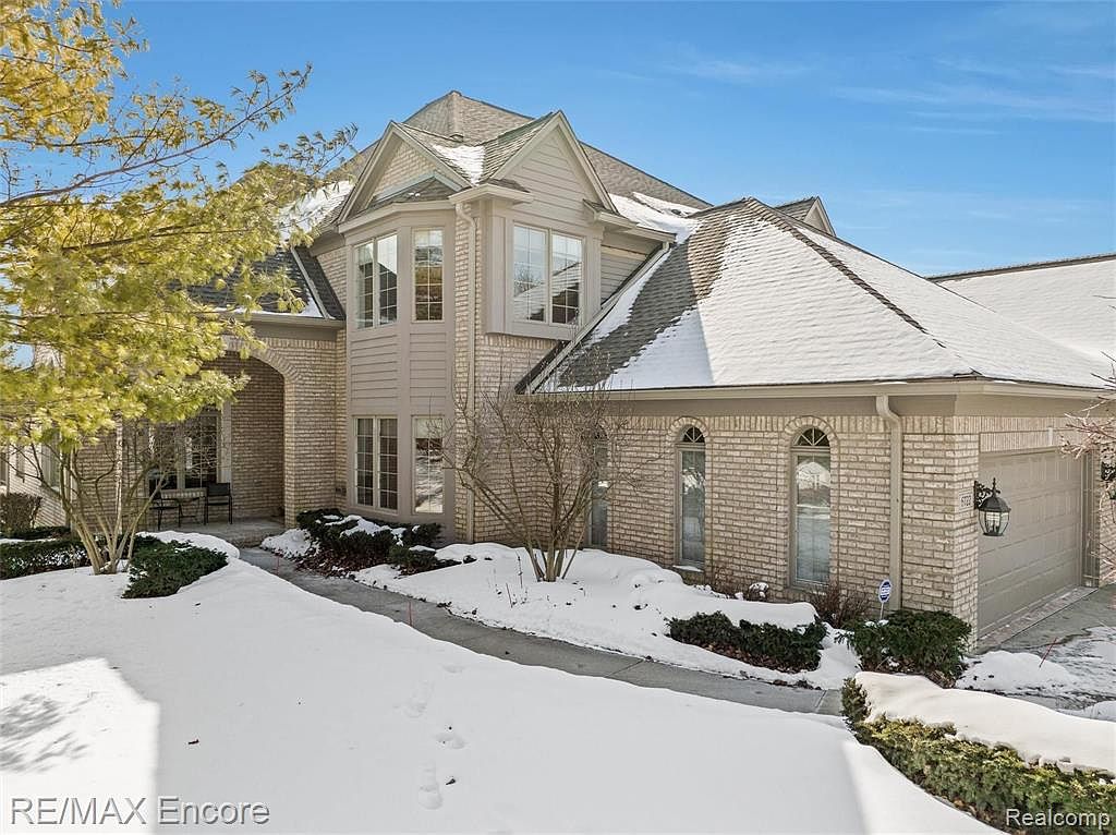 6722 Cascade Ct 1, Clarkston, MI 48348 Zillow
