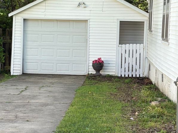 608 W Poplar St, Paragould, AR 72450
