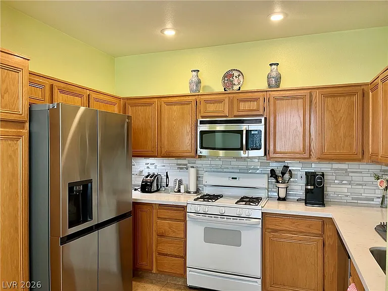 340 Jacaranda Arbor St — Photo 14