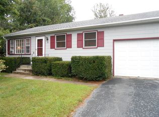 4 Stratford Rd, Plattsburgh, NY 12901