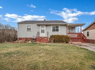 626 Cleveland St, Rapid City, SD 57701