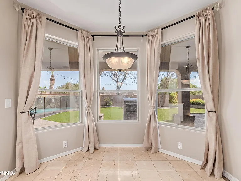 1211 E Desert Flower Ln — Photo 13