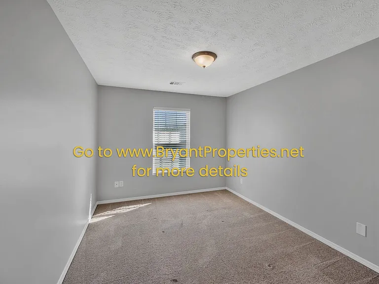 2872 Creekbend Dr — Photo 28