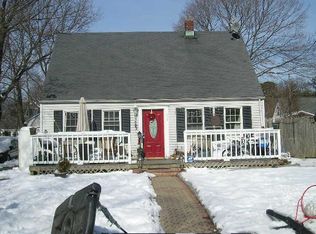 27 Anne Ln, Central Islip, NY 11722
