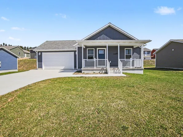 254 Stonecrest Dr, Shelby, MI 49455