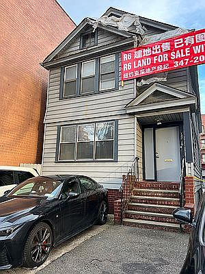 1st image of 132-16 Sanford Ave #2