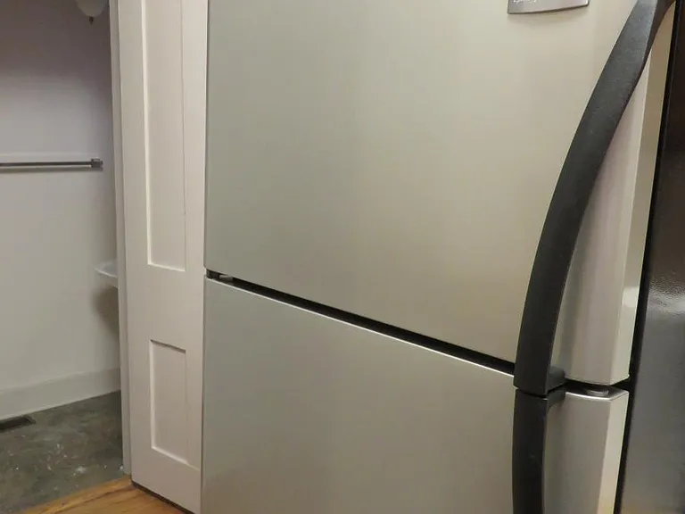 35 Green St #1 — Photo 7